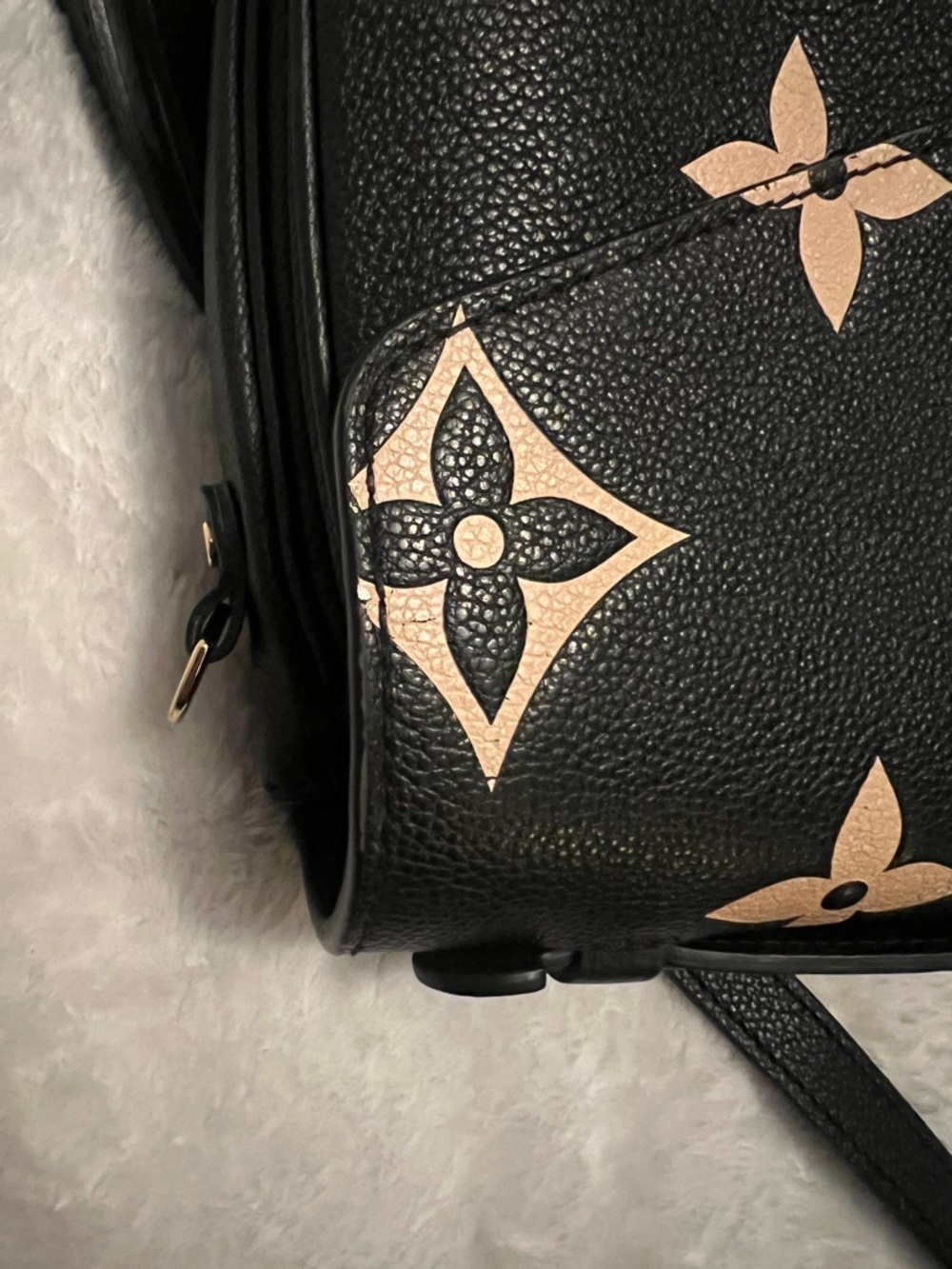 Louis Vuitton LV Pochette Métis - Picture 10 of 16